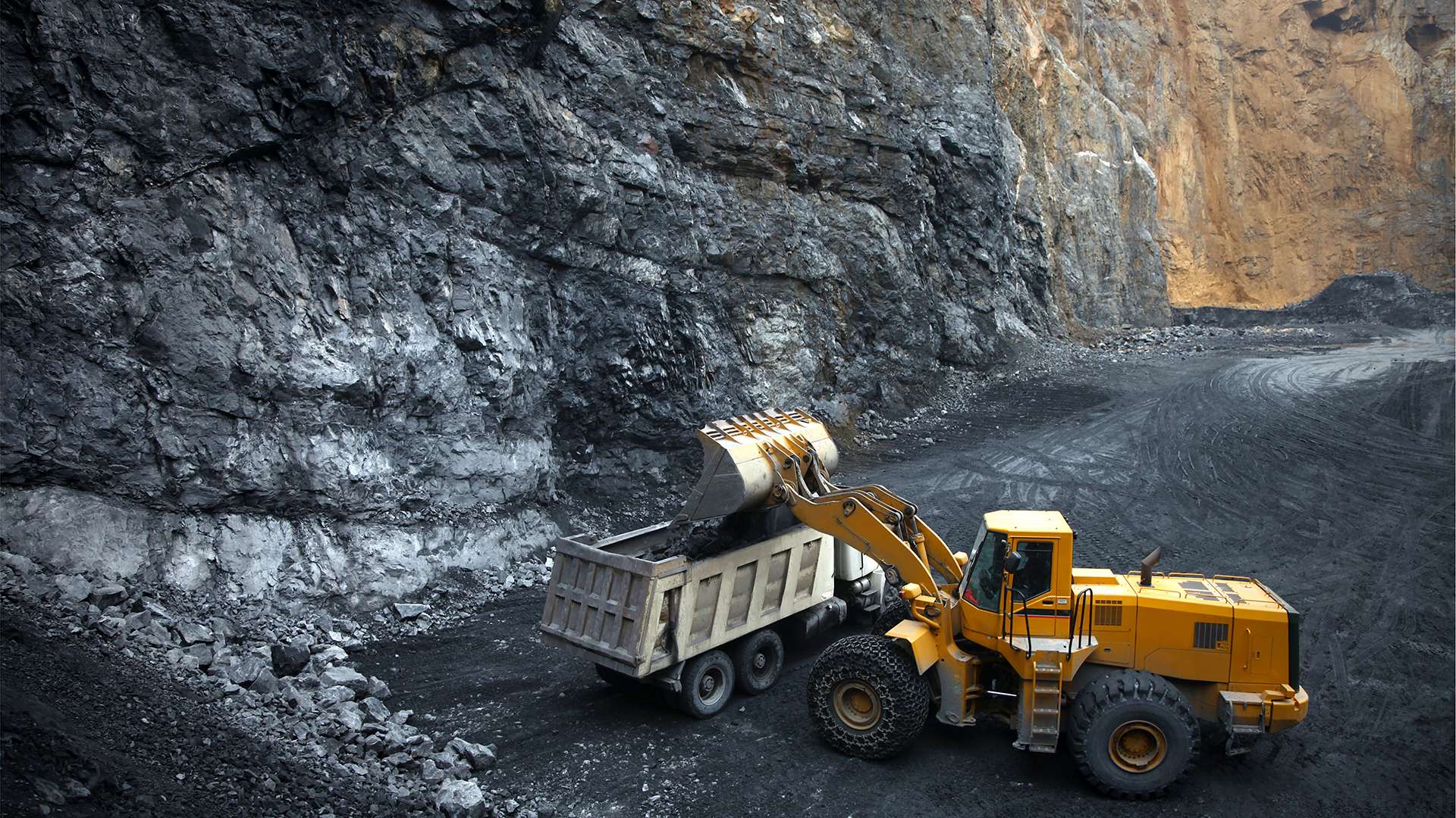 leading producers of graphite