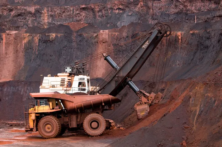 iron-ore-mini