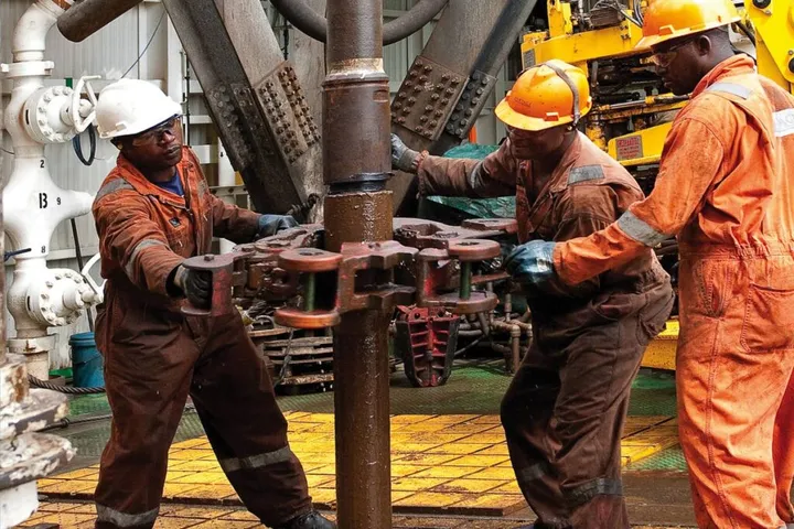 mining engineer in oil industry