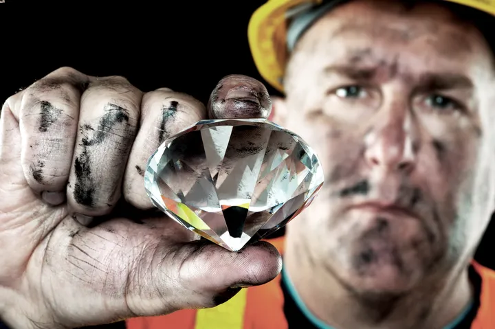 diamond mining company De Beers Angola