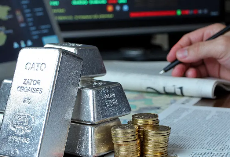 silver price forecast April 2025