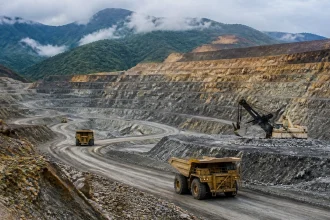 Project valuation P/NAV mining: GoldMining Inc. La Mina 2026 Outlook